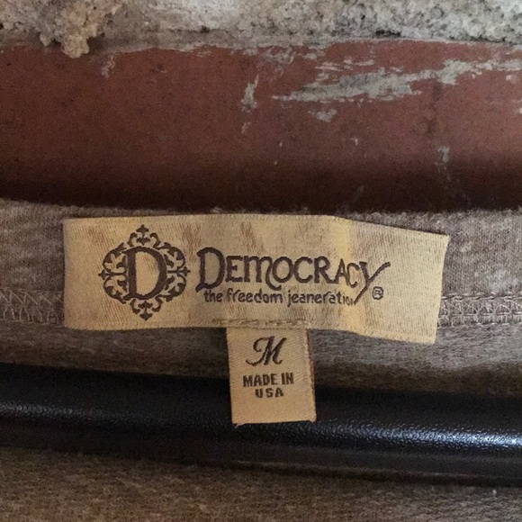 Skirt - Picture 2 of 2